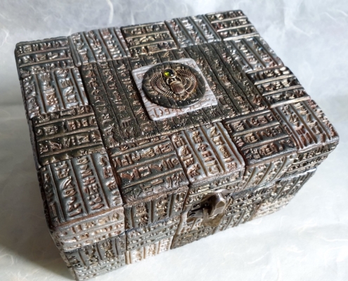 ancient egyptian style green box for essential oils